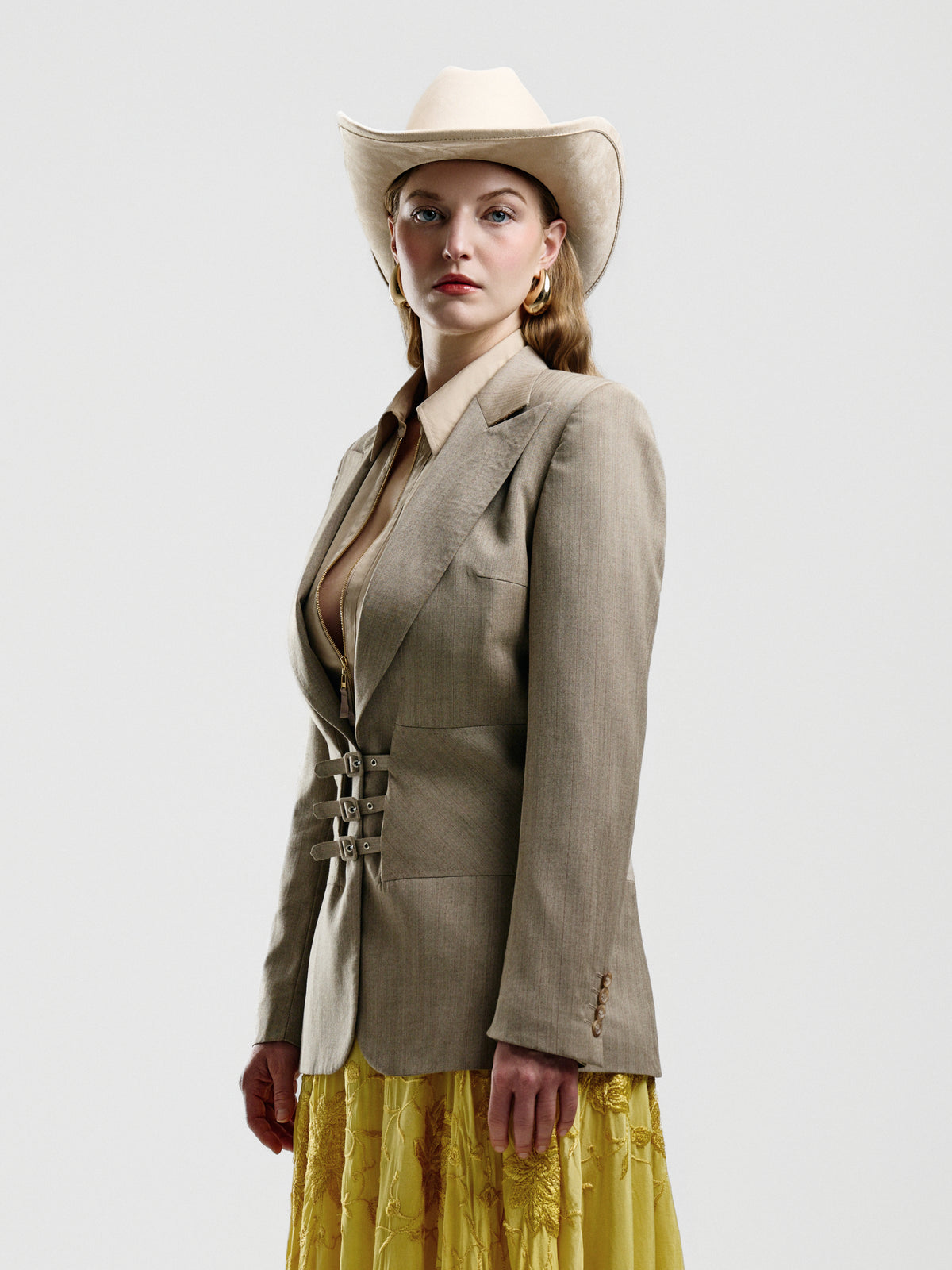 Chloé Buckle-Front Blazer